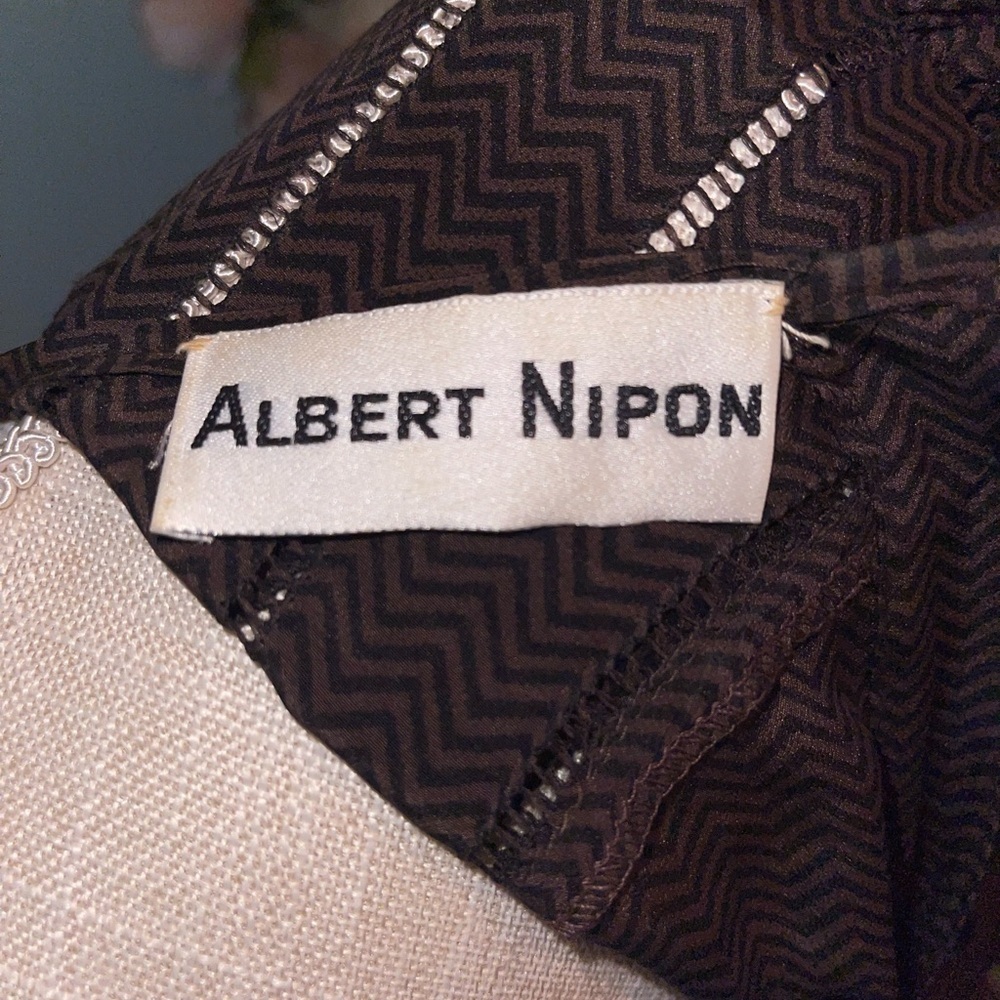 Albert Nipon vintage brown puffy sleeve dress with pockets!! 18 Pit to pit. - Picture 8 of 11